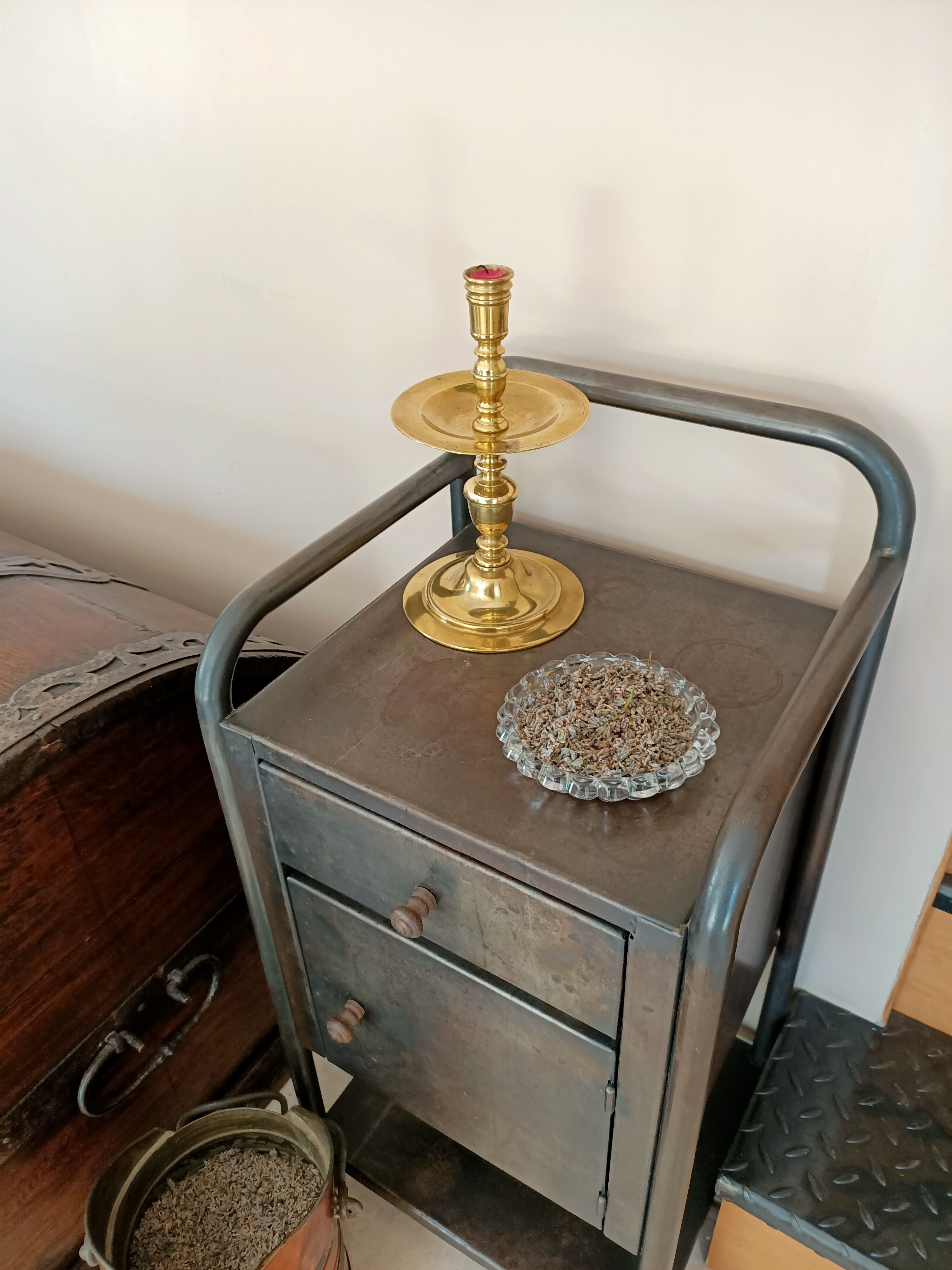 Antique bronze candle holder Heemkersk