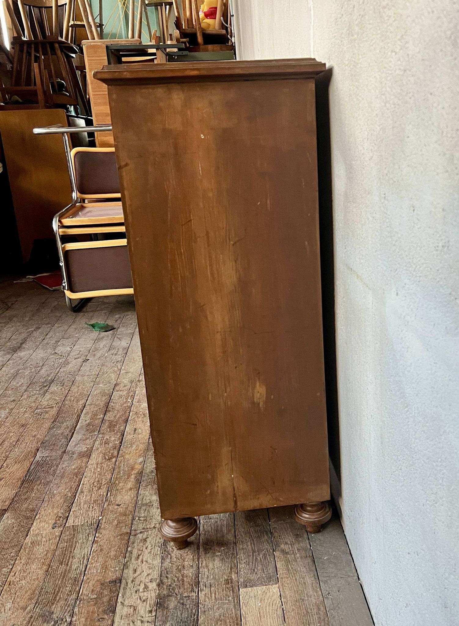 Vintage narrow chest of drawers / bedside table