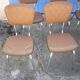 Lot de 8 chaises vintage en skai marron
