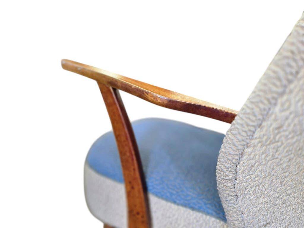 Set of 2 vintage cocktail chairs/armchairs.