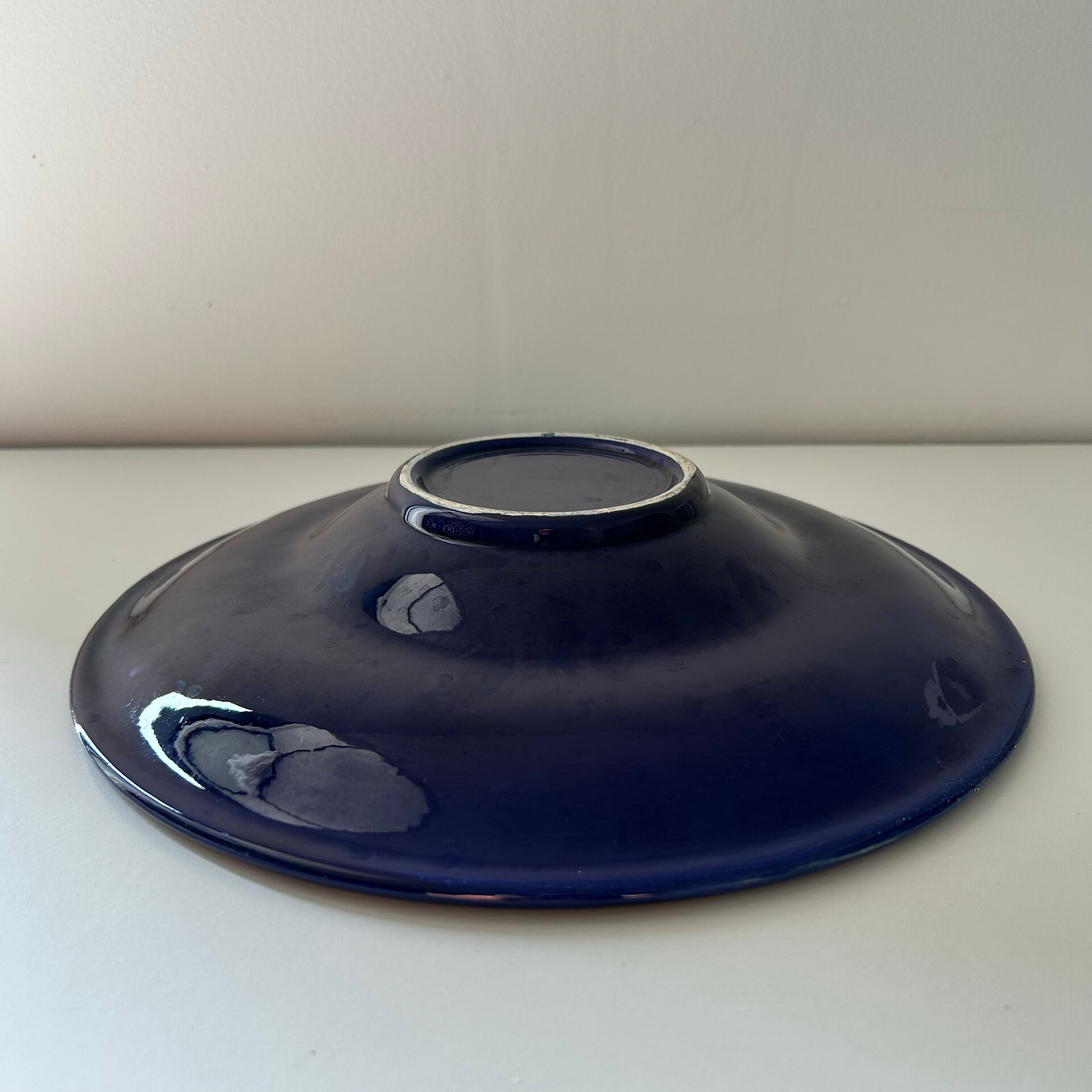 Coupe ondulée bleu encre