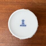 German mid-century white porcelain box with lid and shell motif by Kaiser, 1960s.