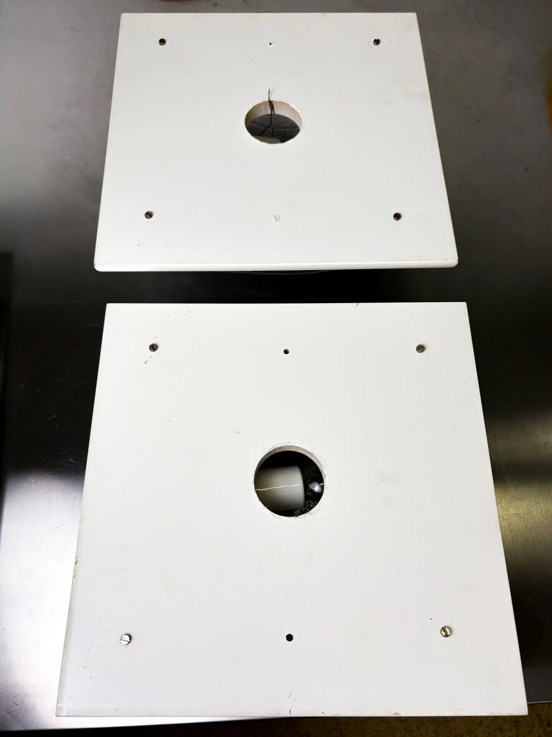 Pair of Murano frosted textured glass wall lights, Italy, 1960s