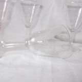 Set de 6 anciens verres à vin à décor
