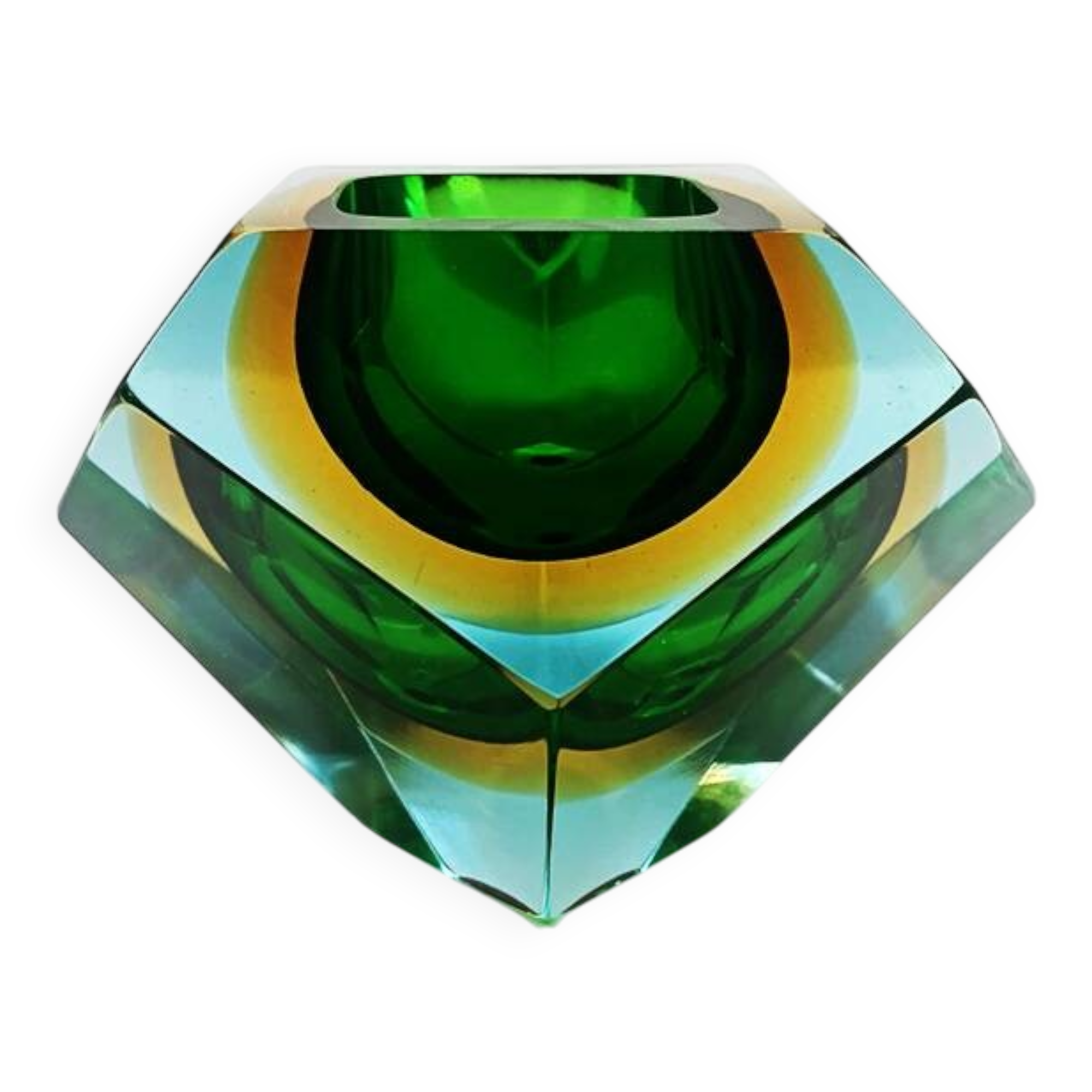 Cendrier ou vide-poches en verre de Murano à multiples facettes, années 1960, créé par Flavio Poli pour Seguso. Fabriqué en Italie.