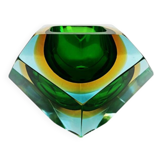 Cendrier ou vide-poches en verre de Murano à multiples facettes, années 1960, créé par Flavio Poli pour Seguso. Fabriqué en Italie.