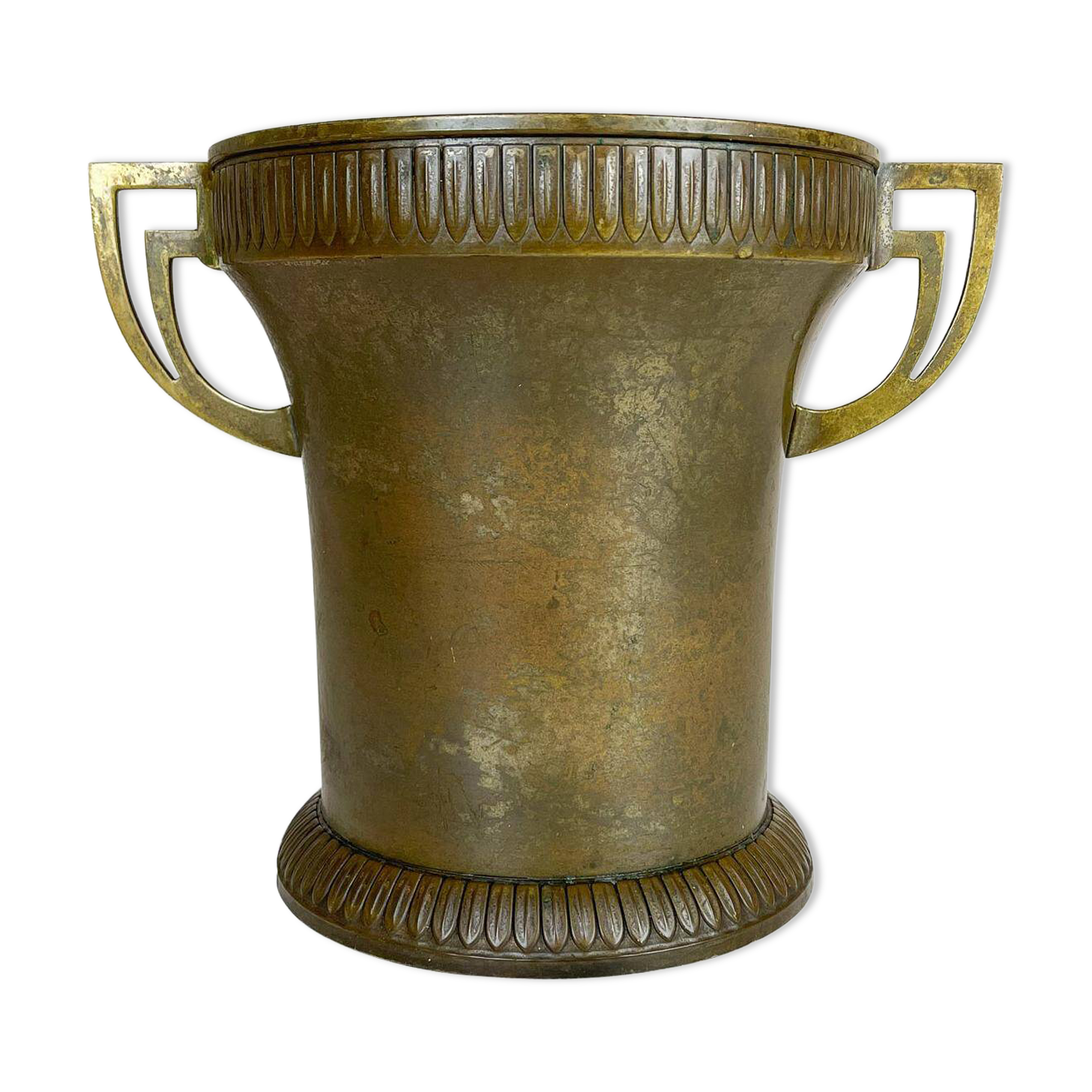 Art Deco champagne cooler in copper and brass with relief patterns, Sweden, 1930s.