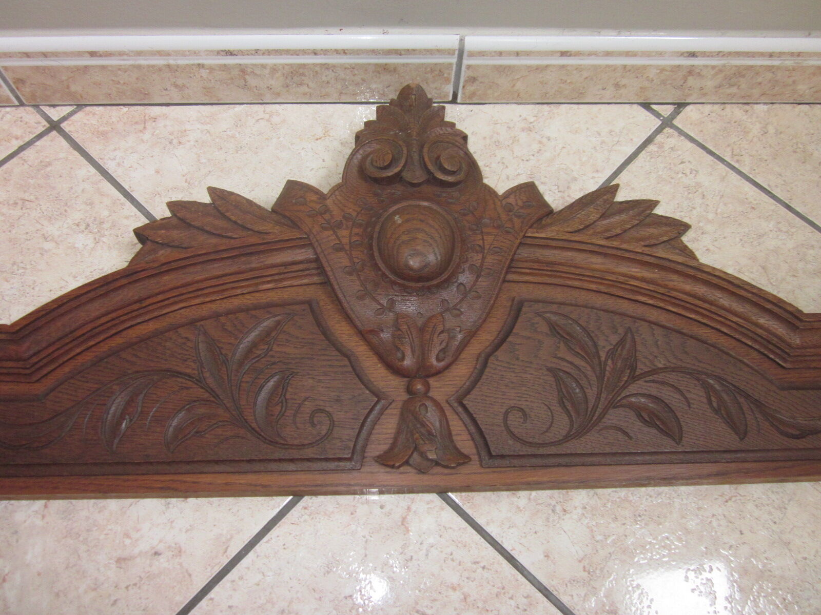 Former fronton in oak