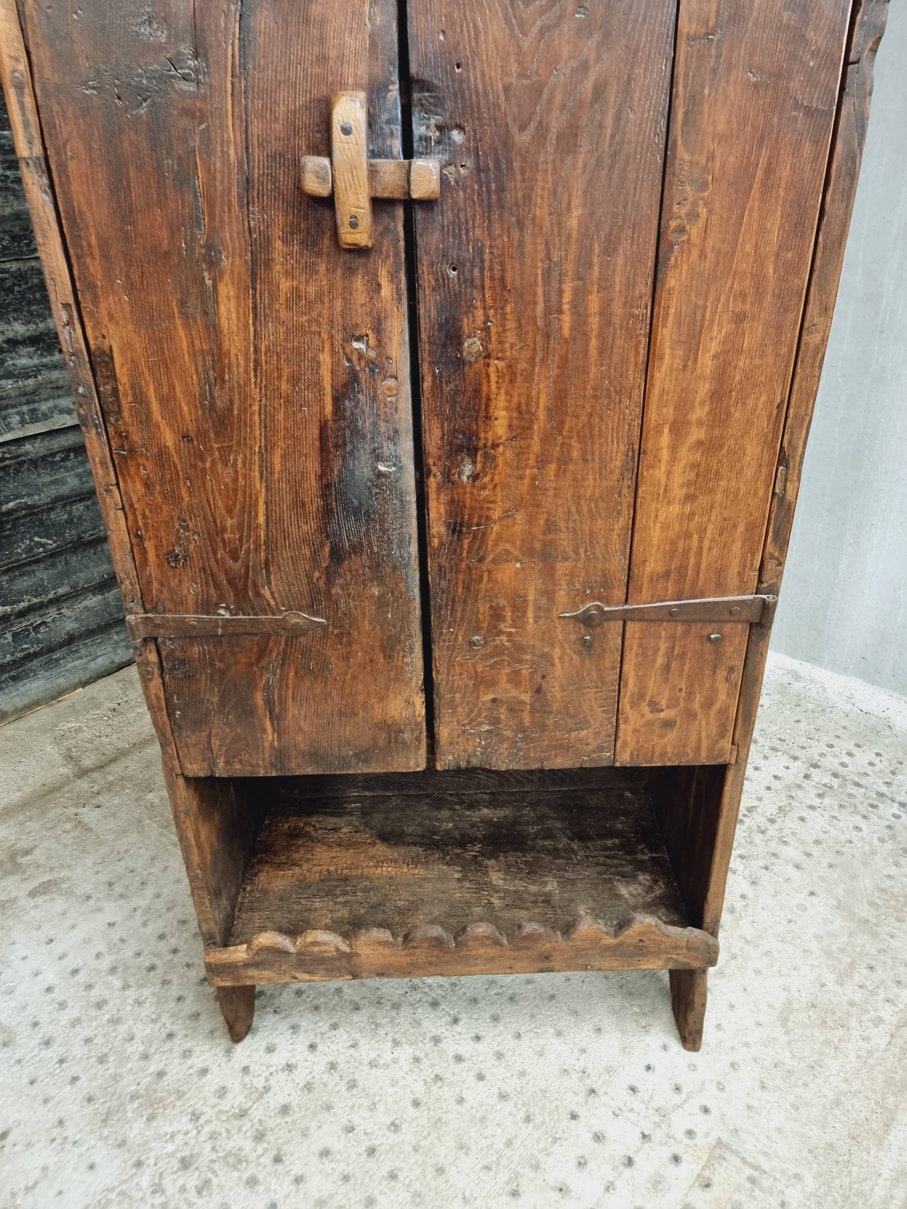 Antique Spanish cabinet chestnut 18th century 88 x 190 cm