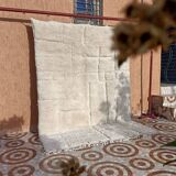 hand-knotted Moroccan apis - Beni ourain rug - all-wool Berber rug