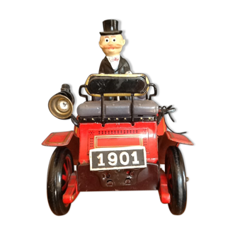 Voiture métal ancienne