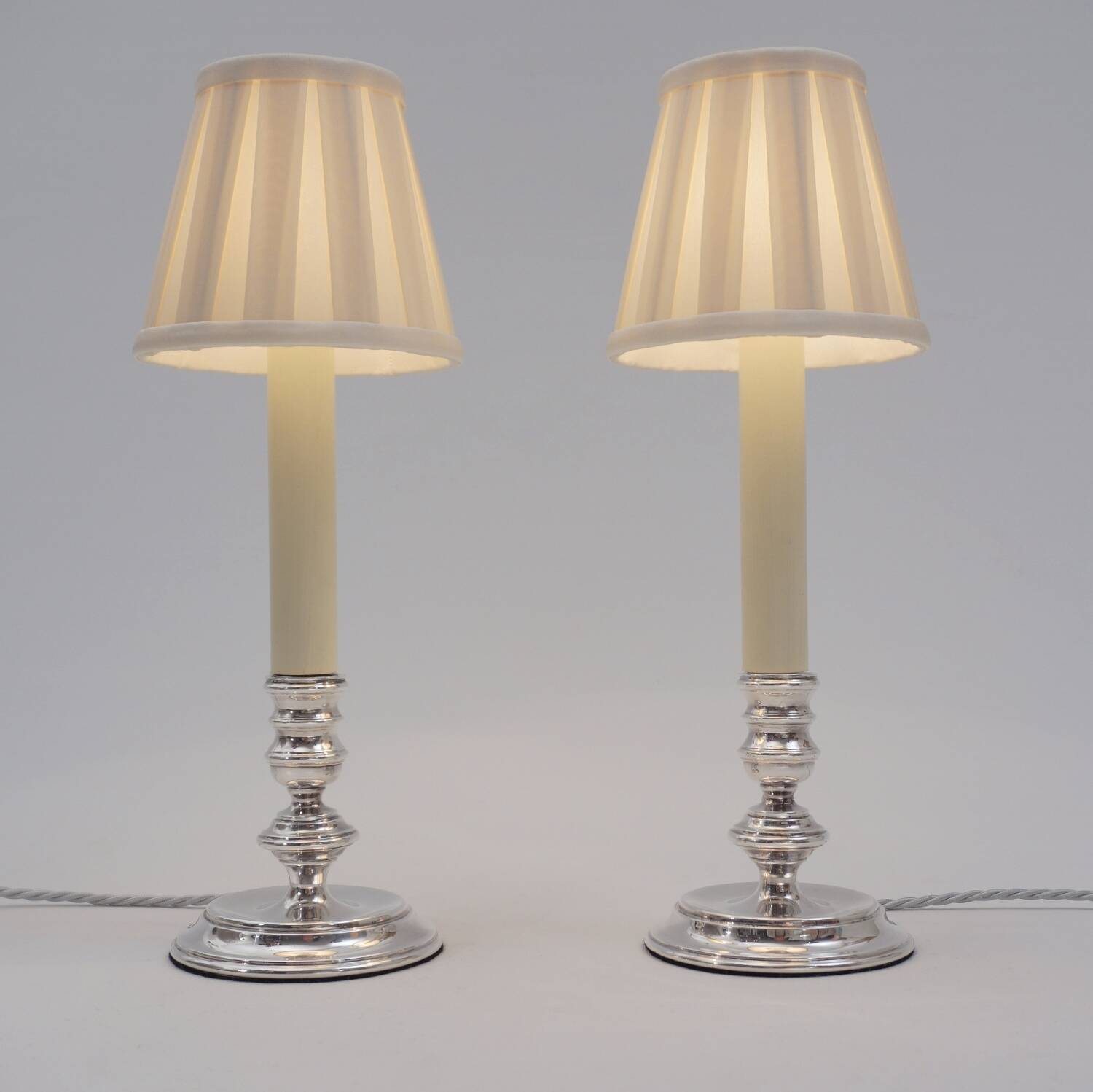 Mappin & Webb vintage pair candlestick table lamps, silver plate, signed, 1980`s ca, English