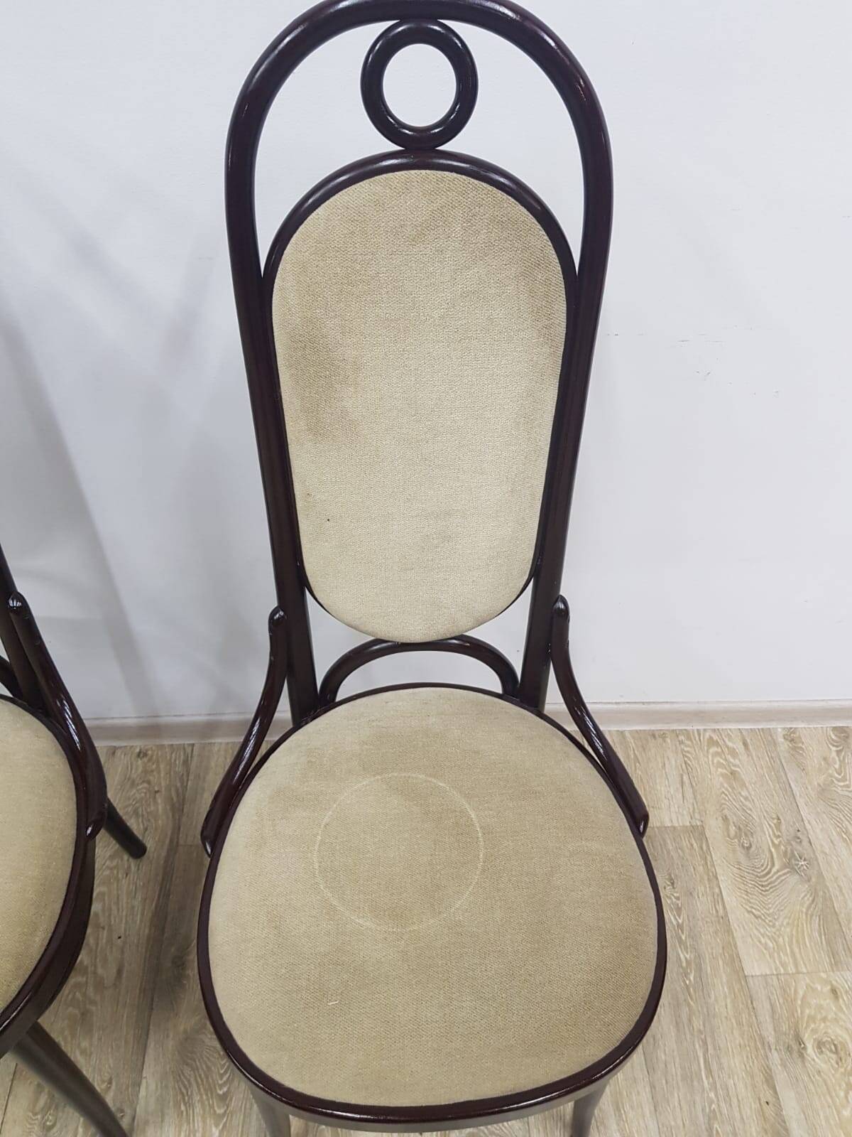 Ensemble de trois chaises Thonet