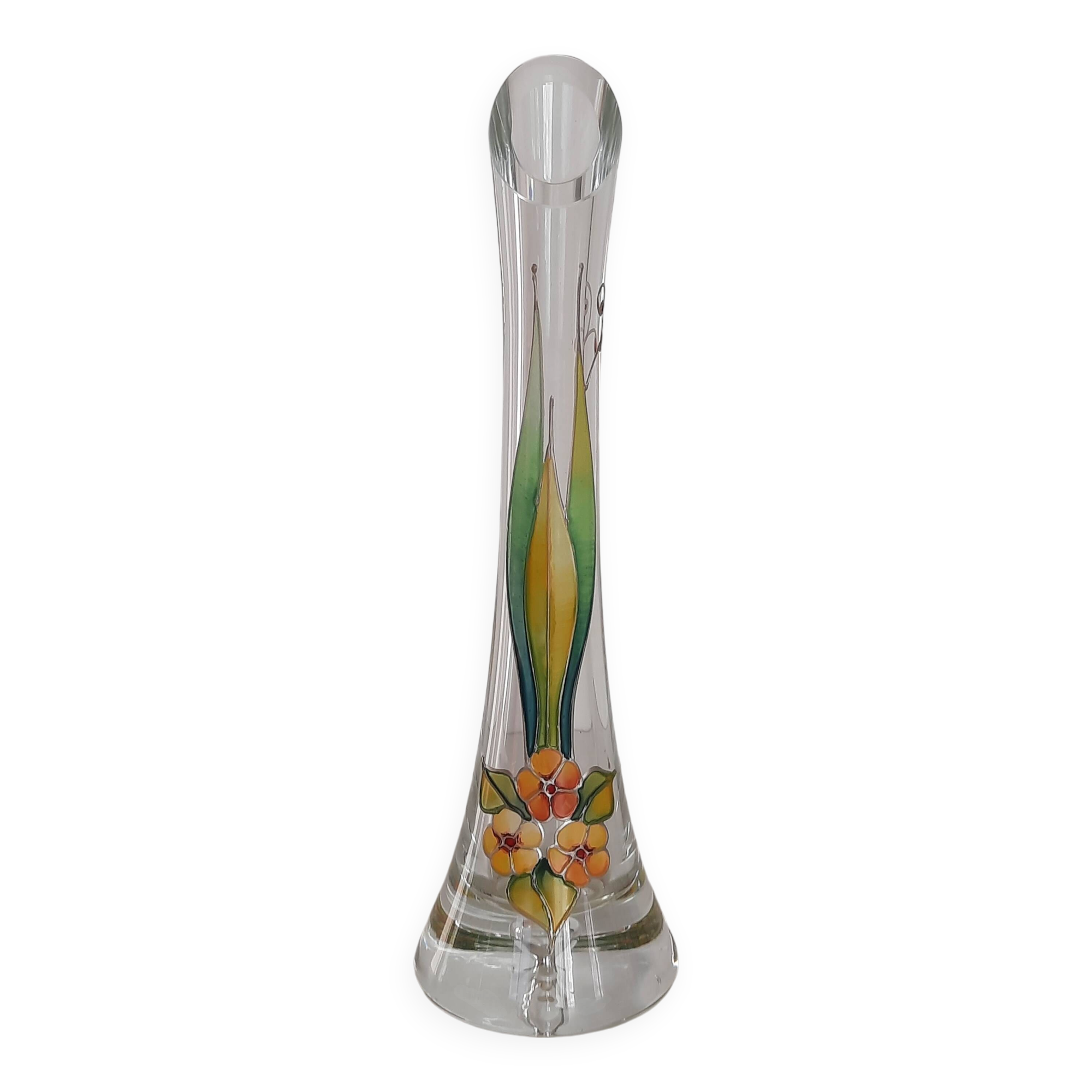 Contemporary single-flower vase