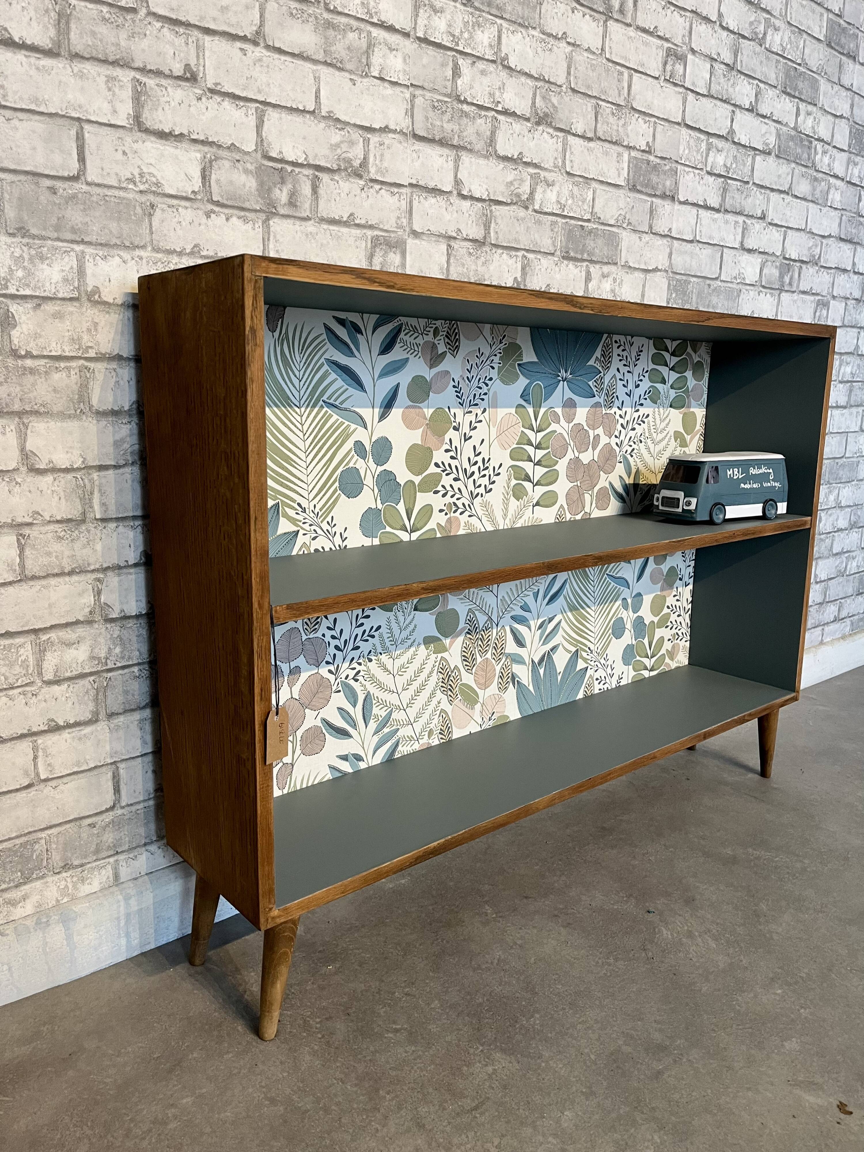 Small vintage library