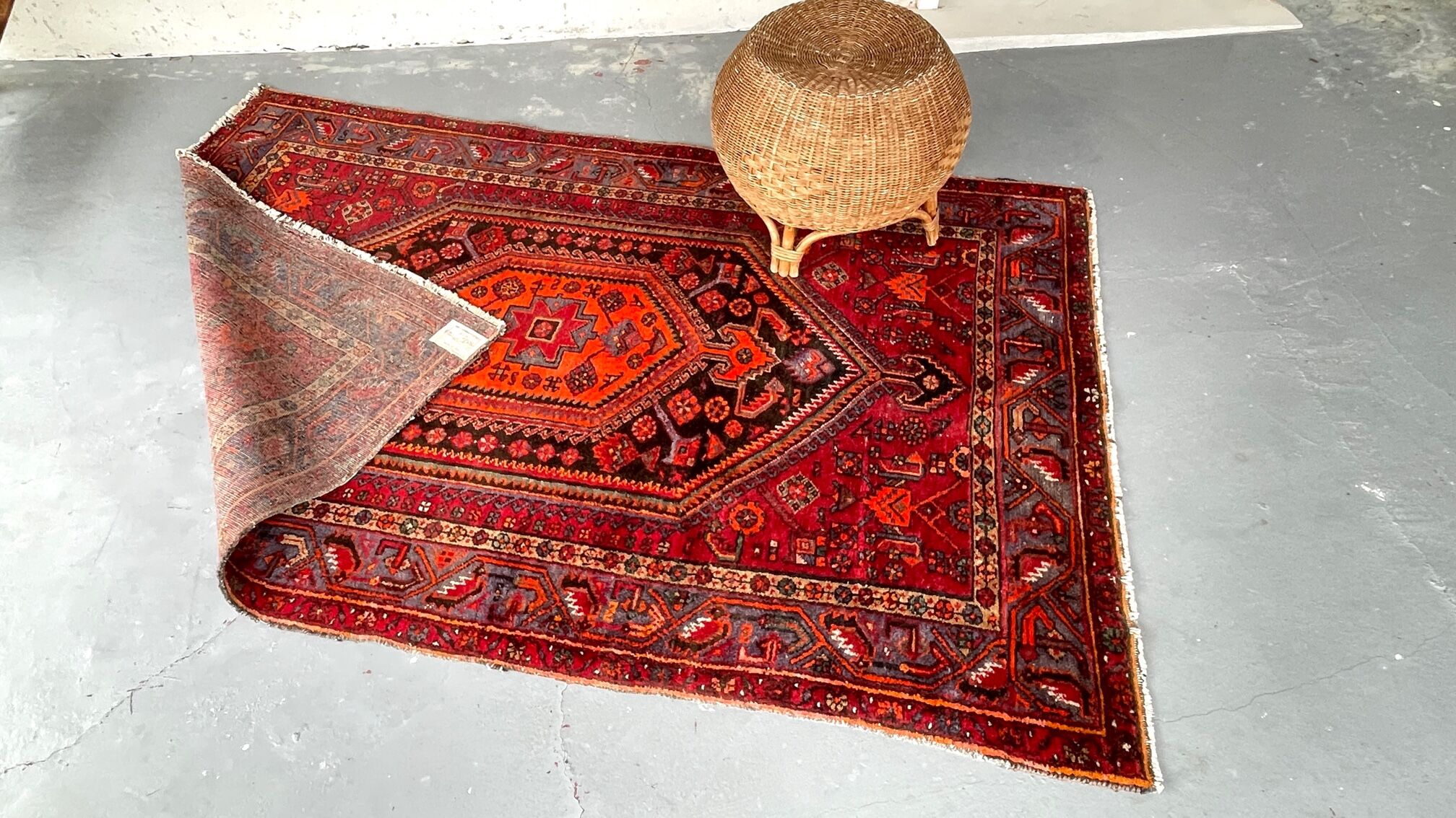 Carpet persian art deco 211 x 133cm