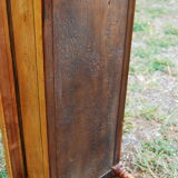 Executive-style indoor planter on feet