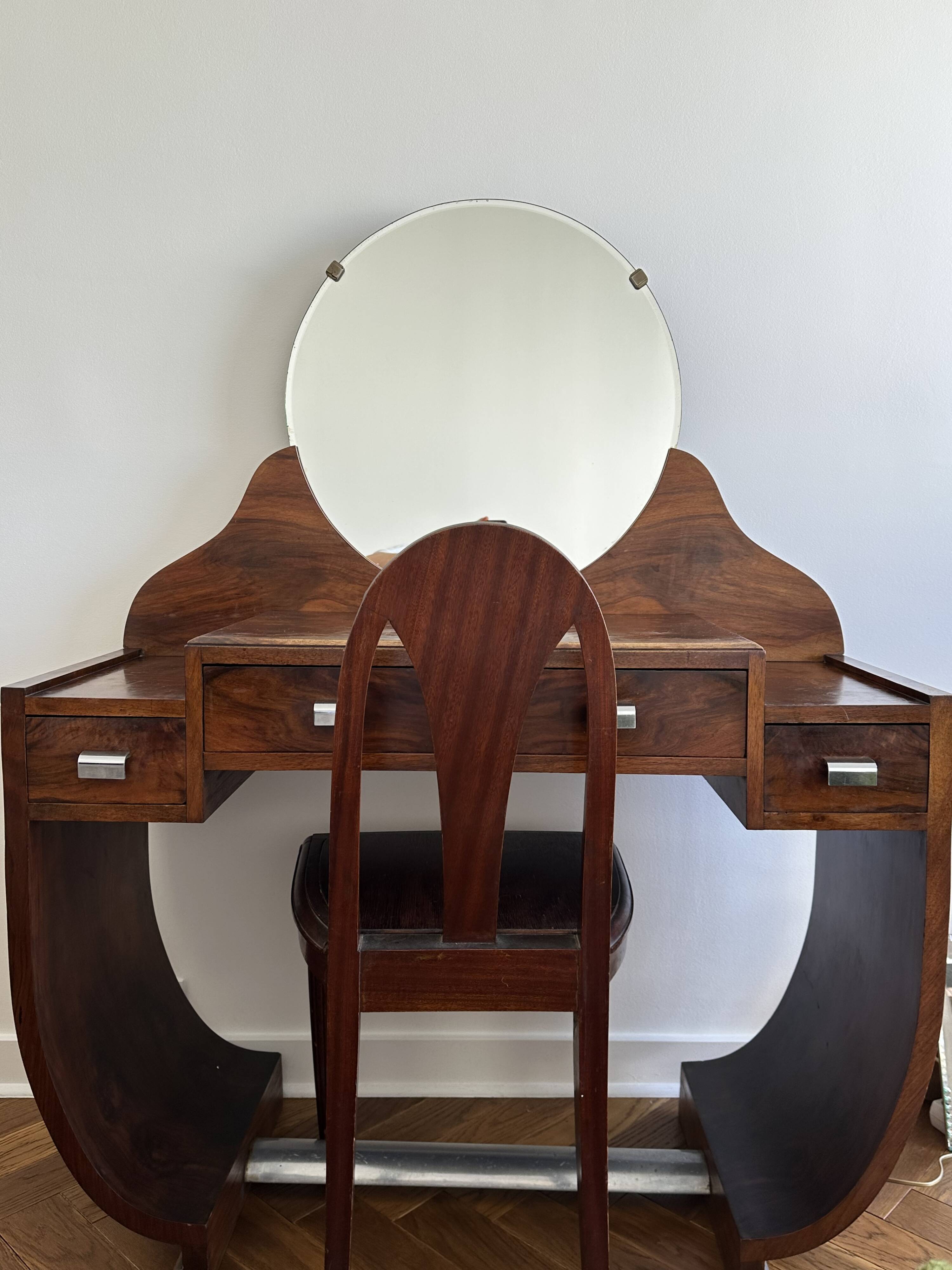 Art Deco rosewood chair and dressing table set in ocean liner style