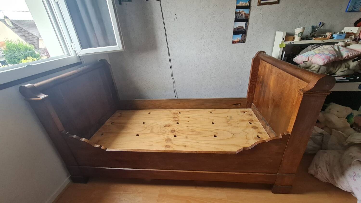 Boat bed