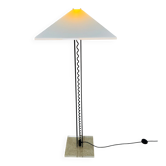 Lampe de sol sculpturale en forme de pyramide en acrylique par Harco Loor pour Harco Loor Design, Pays-Bas, années 1980.