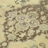 1970s handwoven vintage anatolian beige carpet 155 cm x 266 cm