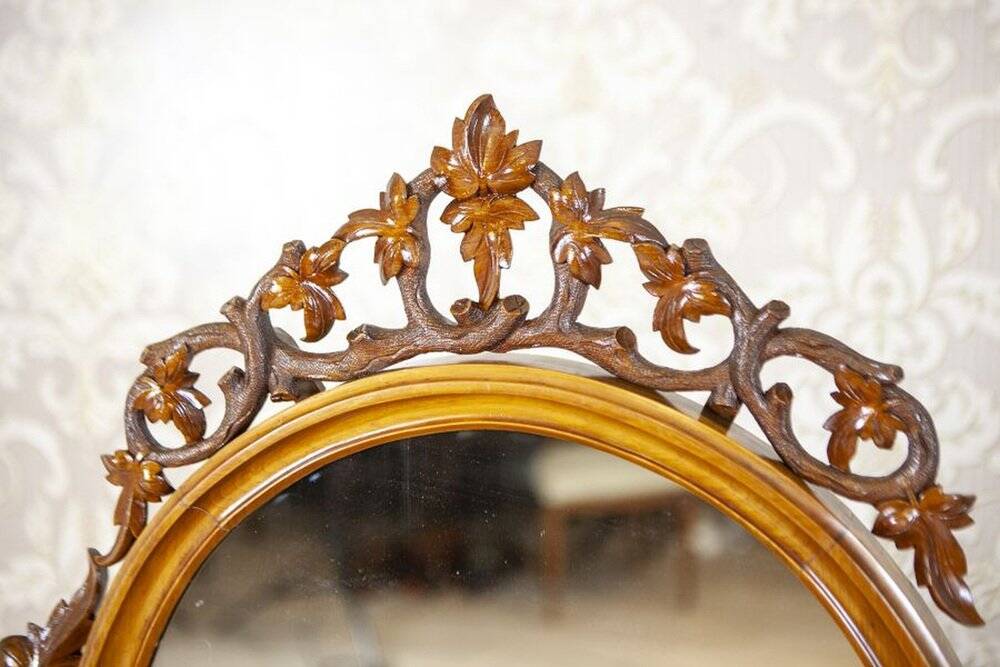 Antique Louis Philippe Vanity Table in Walnut, 1890s