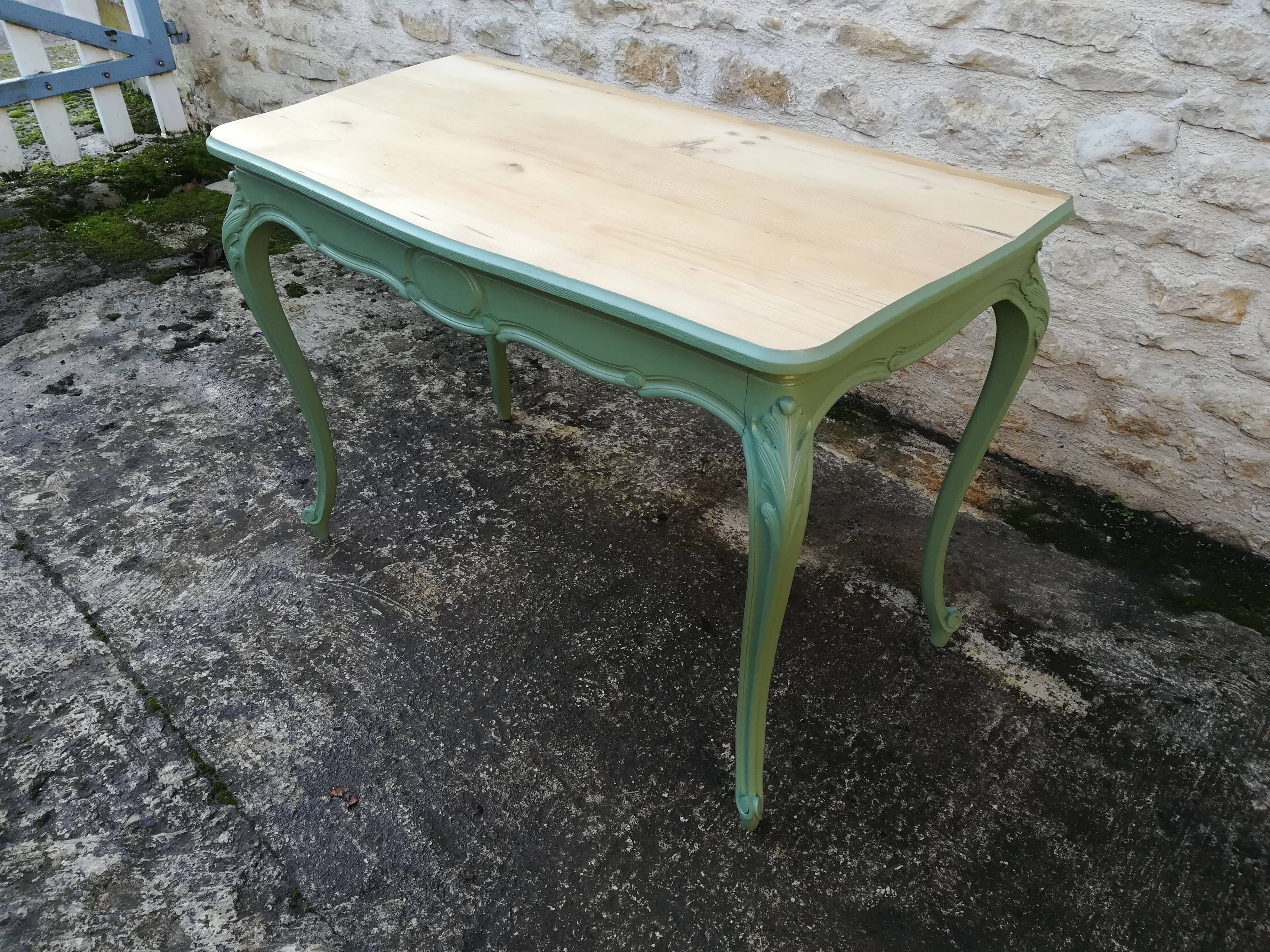 Louis XV style curved desk