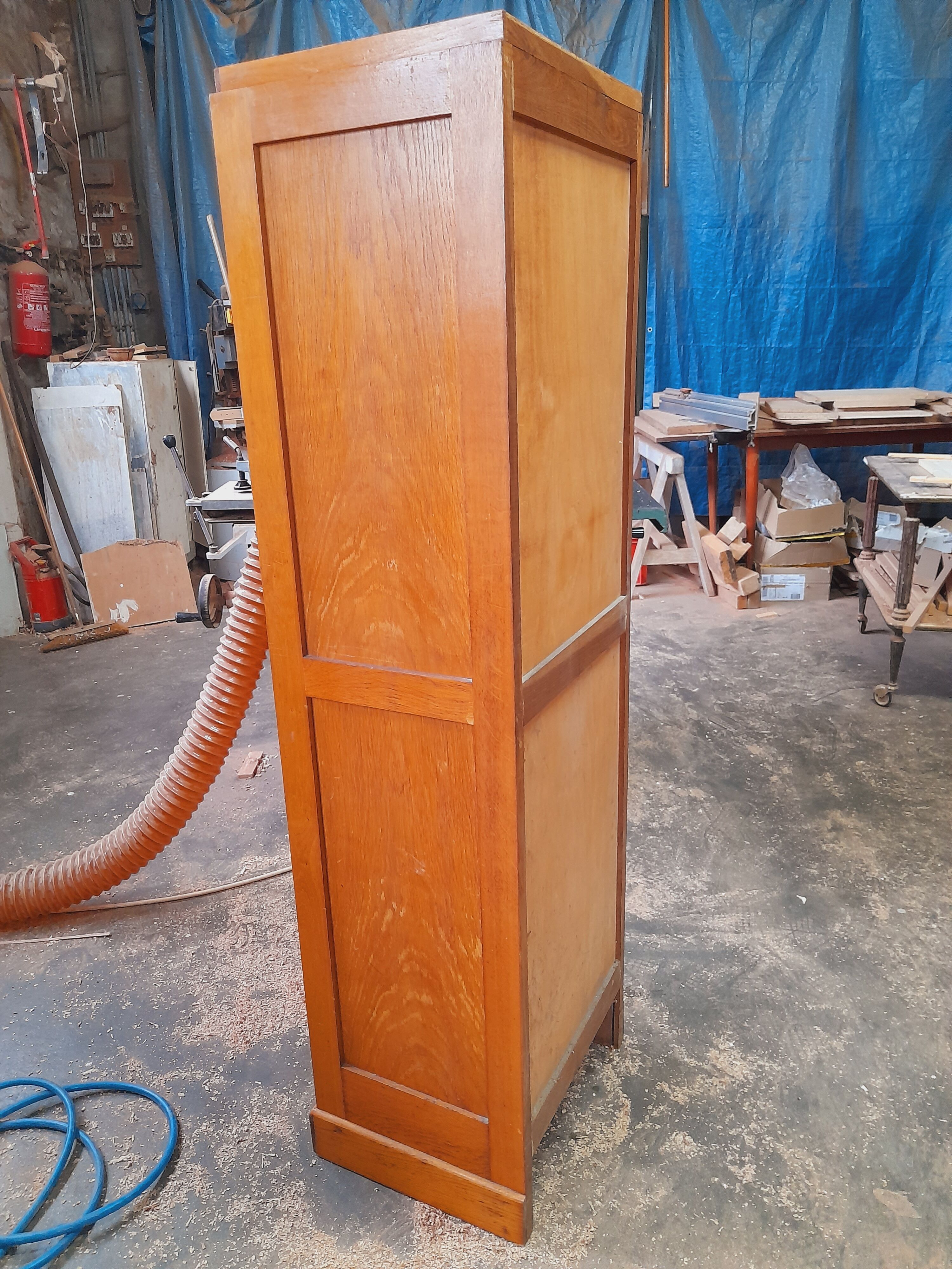 Wooden curtain binder