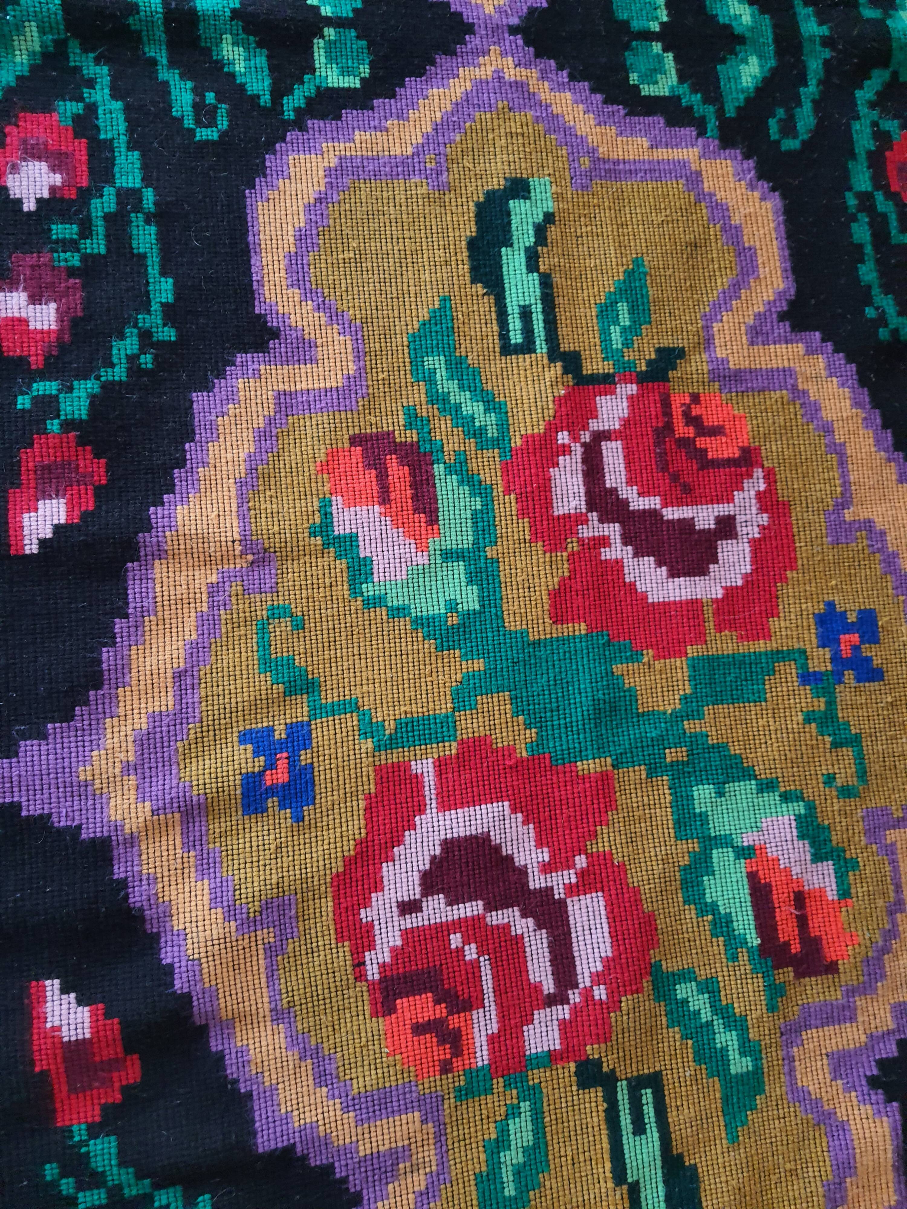 Vintage Moldovan carpet 247x120cm