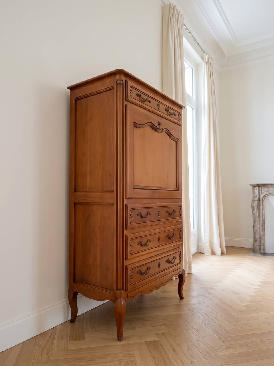 Classic secretary in cherry wood