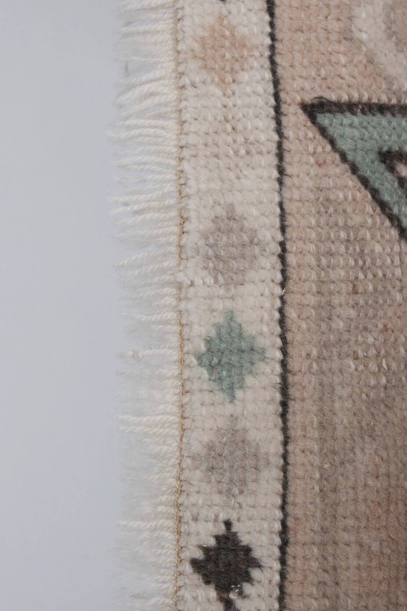 Vintage Turkish rug handmade 199x251 cm