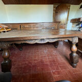 Basque style table