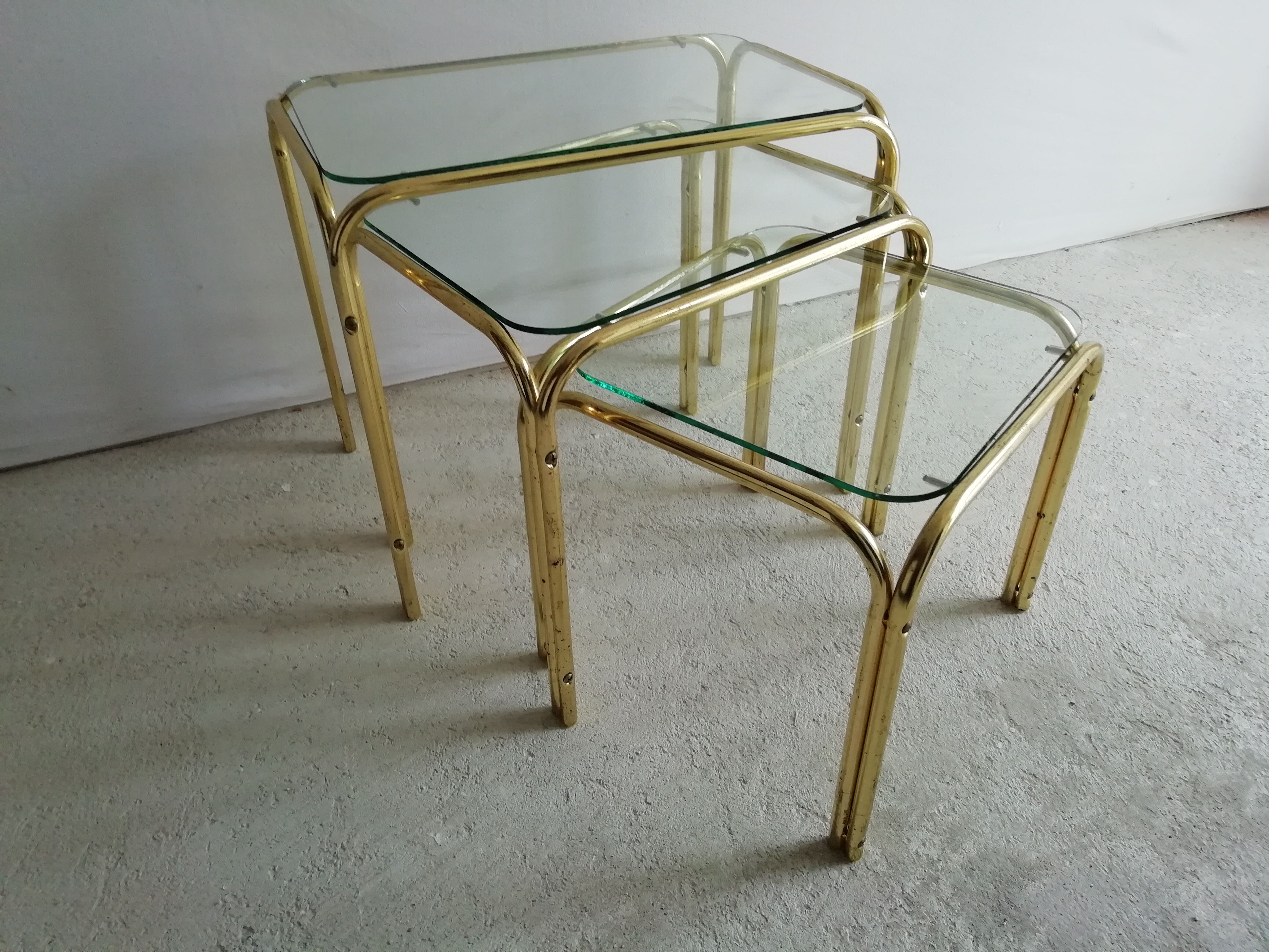 Tables gigognes vintage