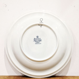 Vintage '80 decorative handmade plate from the Royal Manufactory in Delft. In good condition.