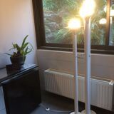 Space-age "trumpet" lamppost circa 1970s