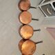 Lot de 7 casseroles en cuivre / manche en laiton