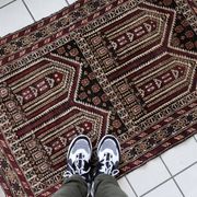 Tapis de prière vintage afghan Baluch fait main en laine – 95 x 142 cm