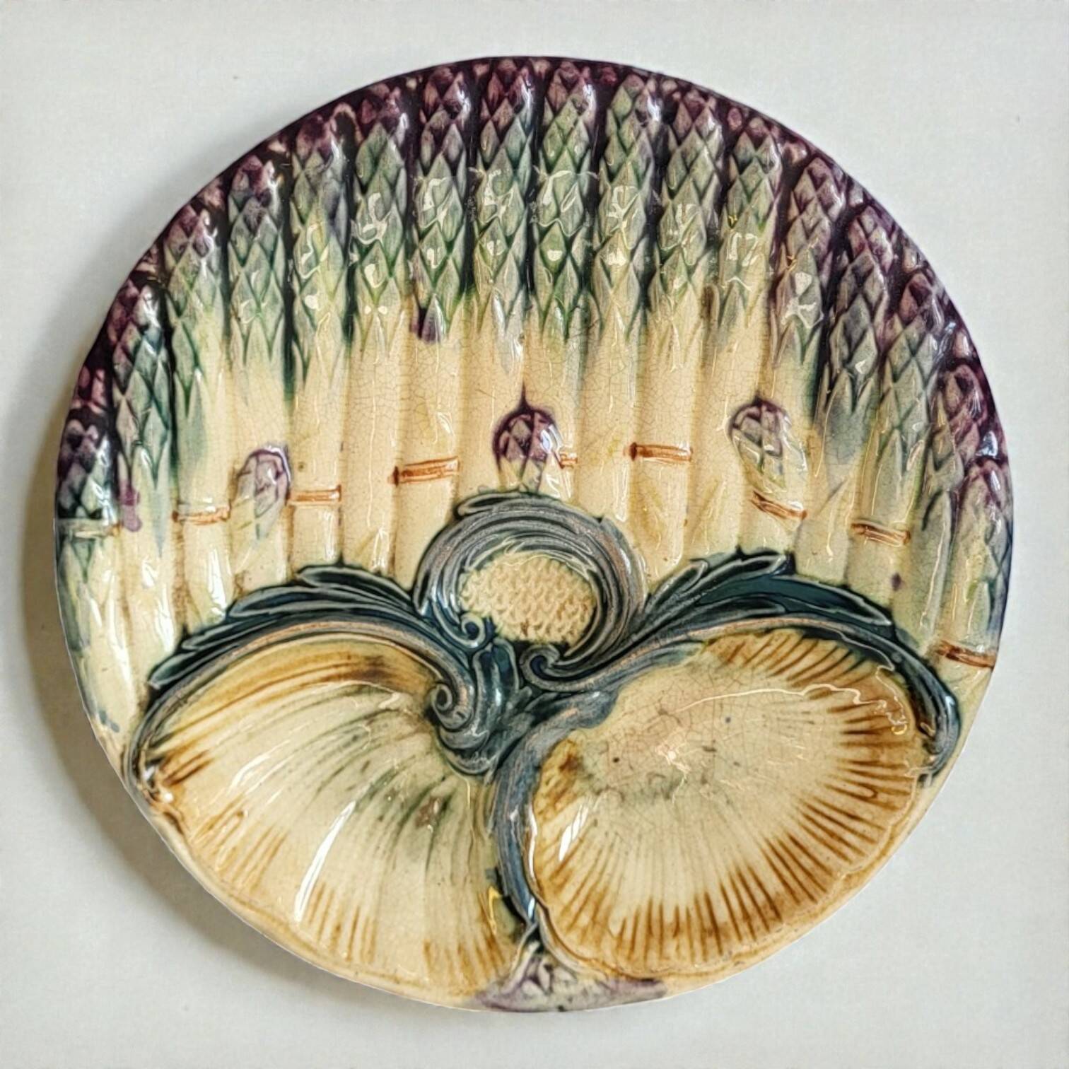 Large asparagus plate barbotine Onnaing / Wasmuel