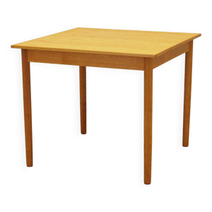 Table danoise en frêne,