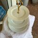 Serviteur en porcelaine