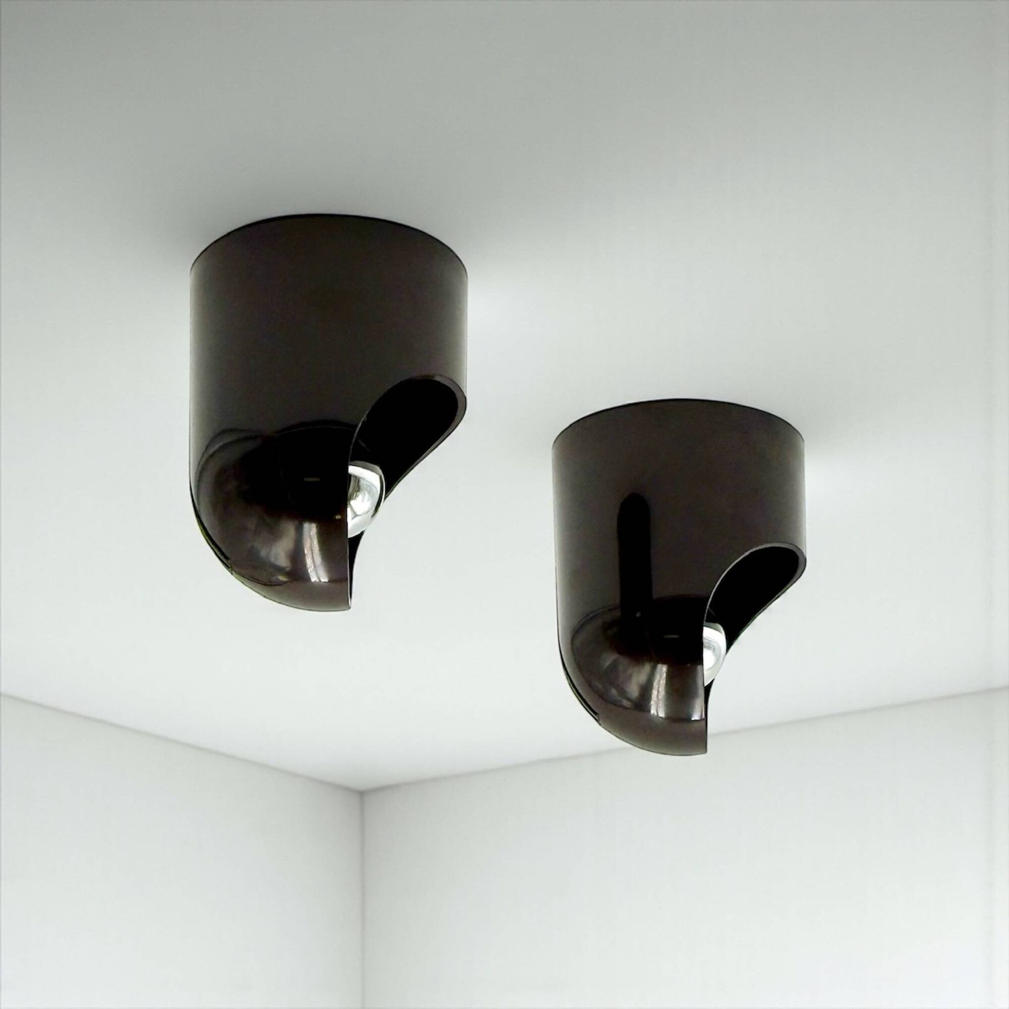 Pair of Brown Gedy Wall Lamps by Makio Hasuike 1970s Italian Design NOS