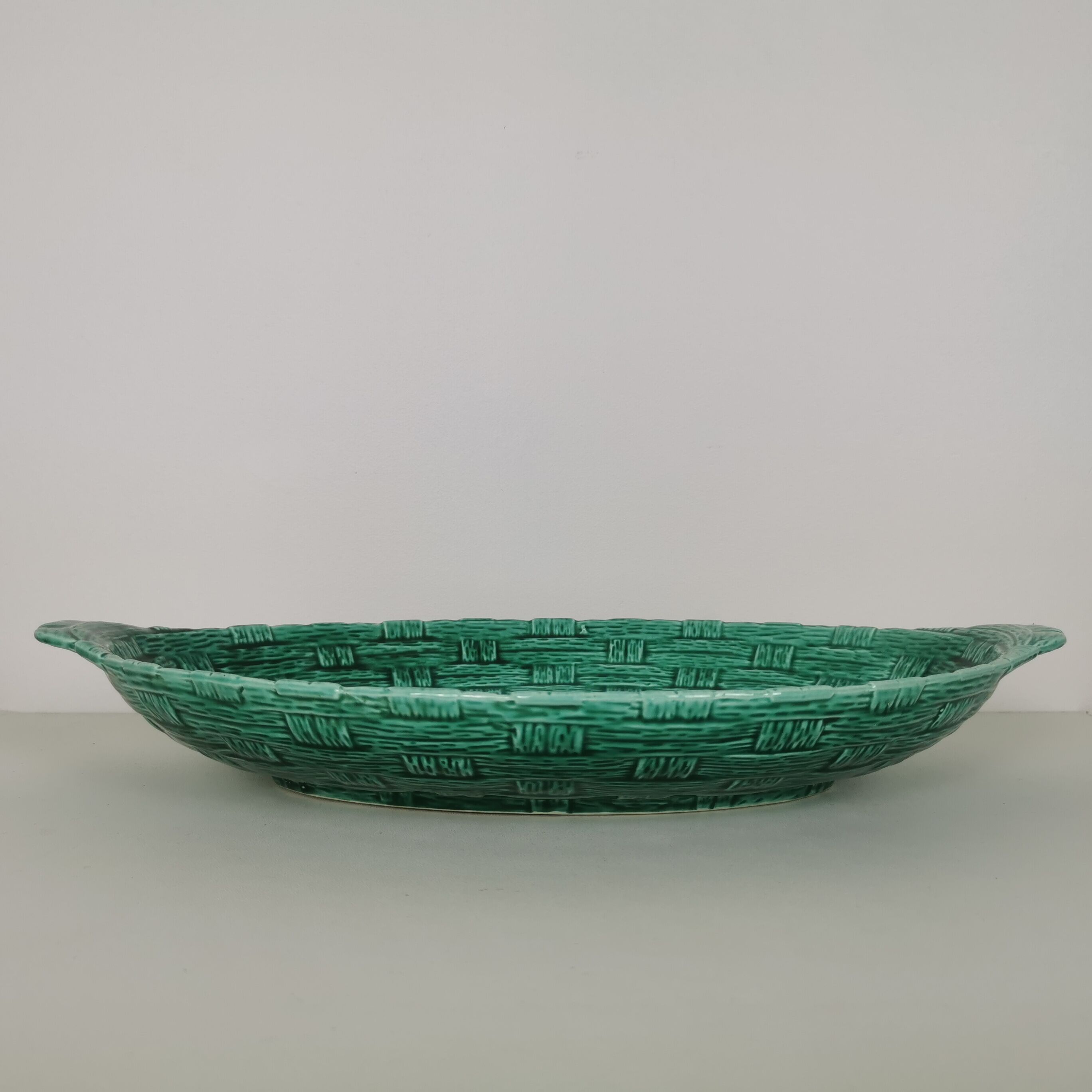 Oval dish Digoin