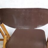 Set of two folding chairs