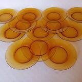 12 assiettes plates Vereco ambre