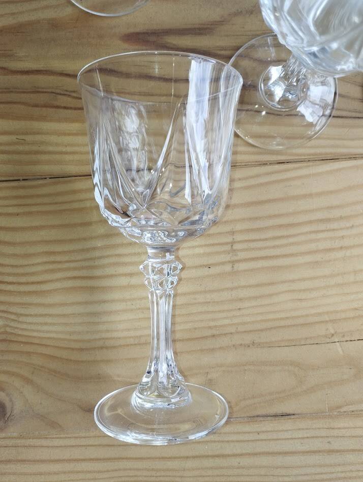 Service of 18 crystal glasses "Auteuil" – Cristal d'Arques – France