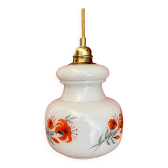 Suspension globe vintage en opaline dessins de fleurs oranges