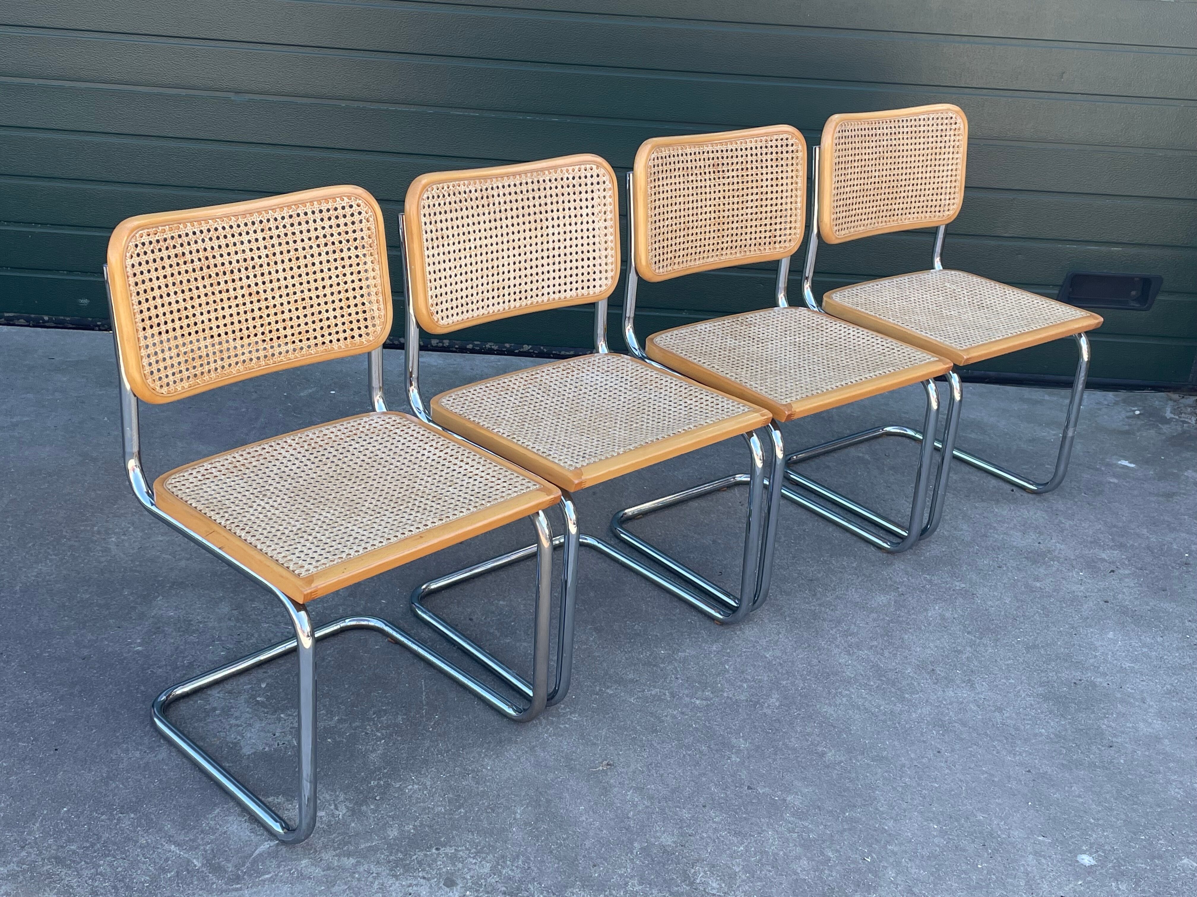 Set of 4 vintage Chairs model Cesca B32 designed by Marcel Breuer Design