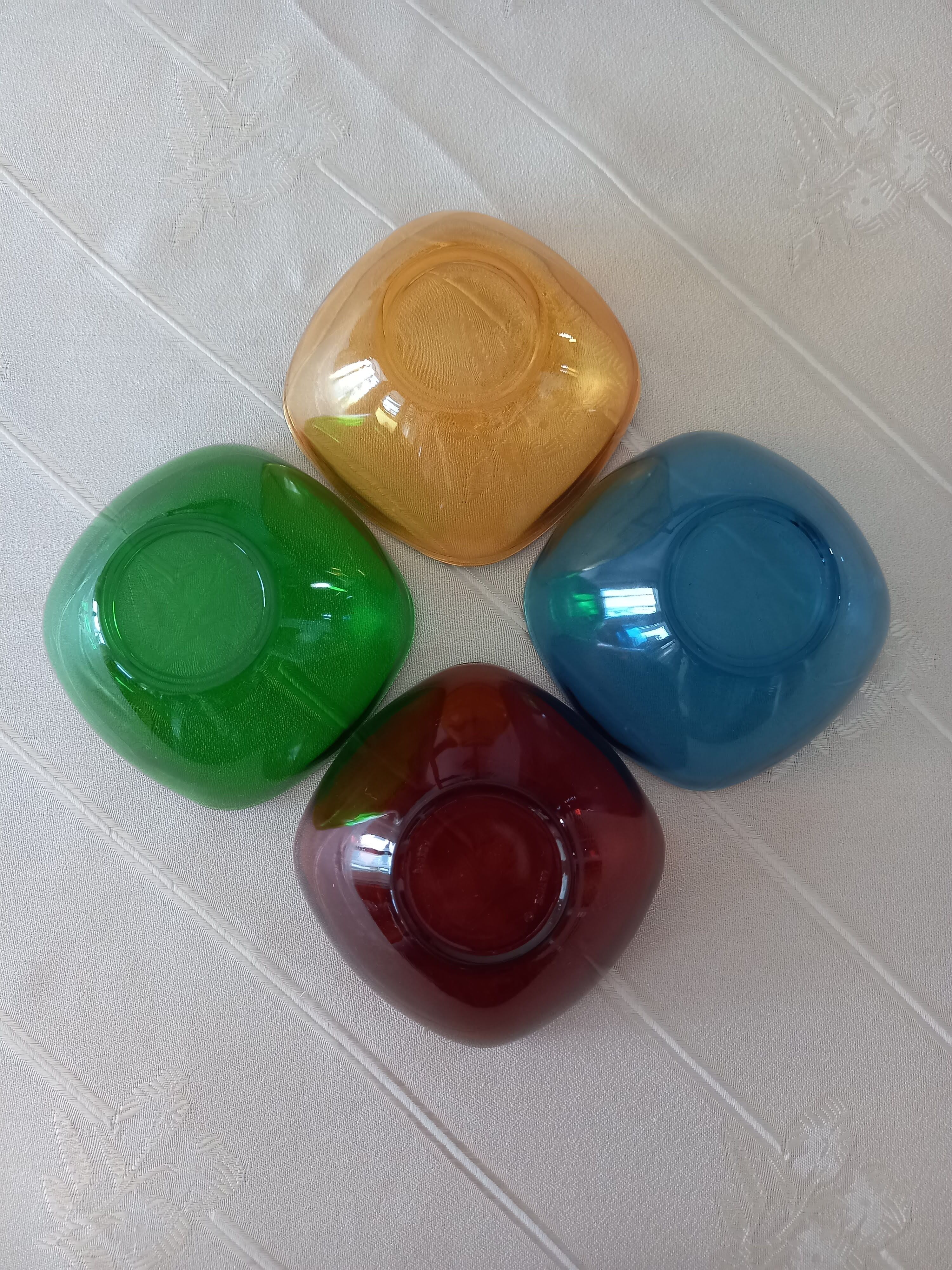 Aperitif servant 4 cups Vereco