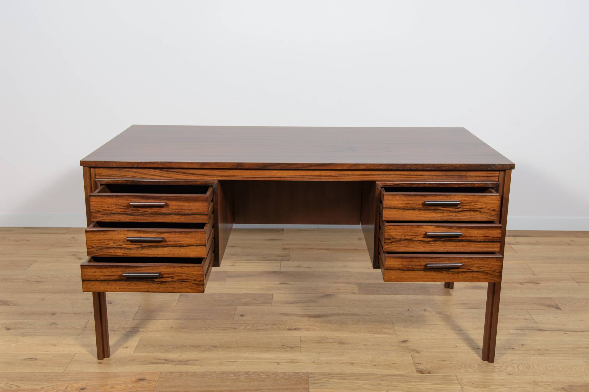 Mid-Century Freestanding Rosewood Desk, 1960s