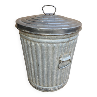 Original US Army Reeves Wheeling 1943 16 Gallon Galvanized Steel Trash Can